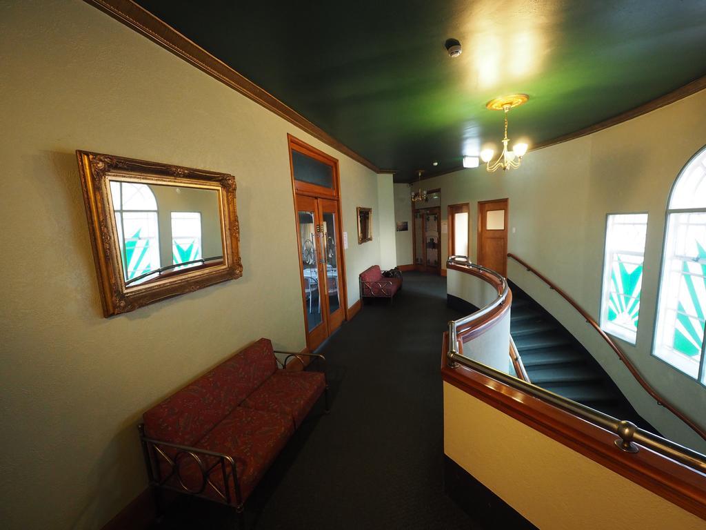 Whakatane Hotel Exterior photo