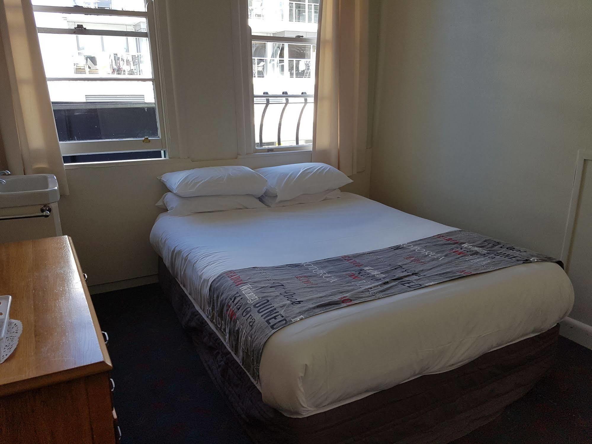 Whakatane Hotel Exterior photo
